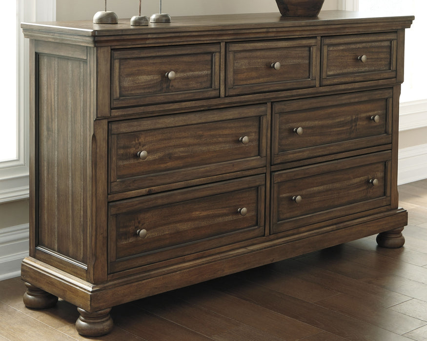 Robbinsdale Dresser