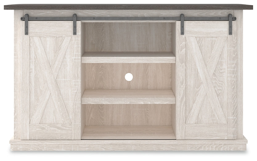 Dorrinson Medium TV Stand