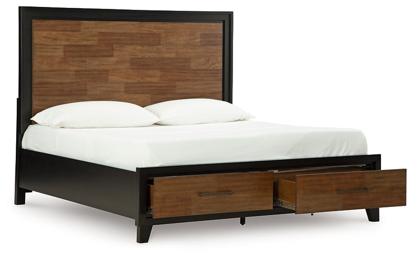 Kraeburn  Panel Storage Bed